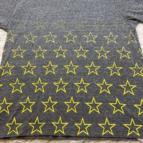 CHRLDR Gray Neon Yellow Ombré Star Short Sleeve Tee sz S - Picture 6 of 8